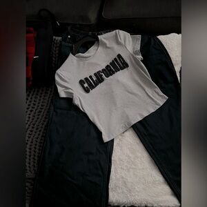 Never worn jeans & cute Cali top